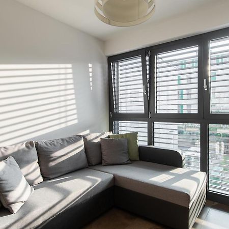 Apartamento Lucy By Quokka 360 - A Stone'S Throw From The Station Massagno Exterior foto